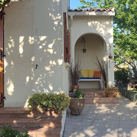 Maison T2 Avec Petit Jardin Dans Impasse Calme Baillargues Luaran gambar